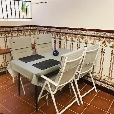 Апартаменты Trevlig 4 Baedds Laegenhet I Nerja! Нерха